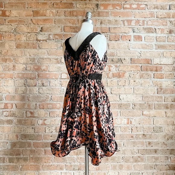 Abstract Print Dress with Beaded Detail - Picture 7 of 16